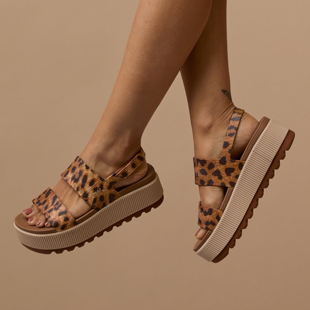 Reef Water Vista Sandals with Platform Sole